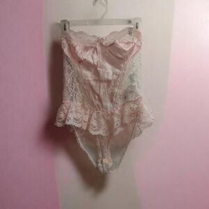 Nan Flower Vintage Pink Lace Bustier Size Large